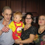 111_Липлавк__С женой, дочерью и внуком